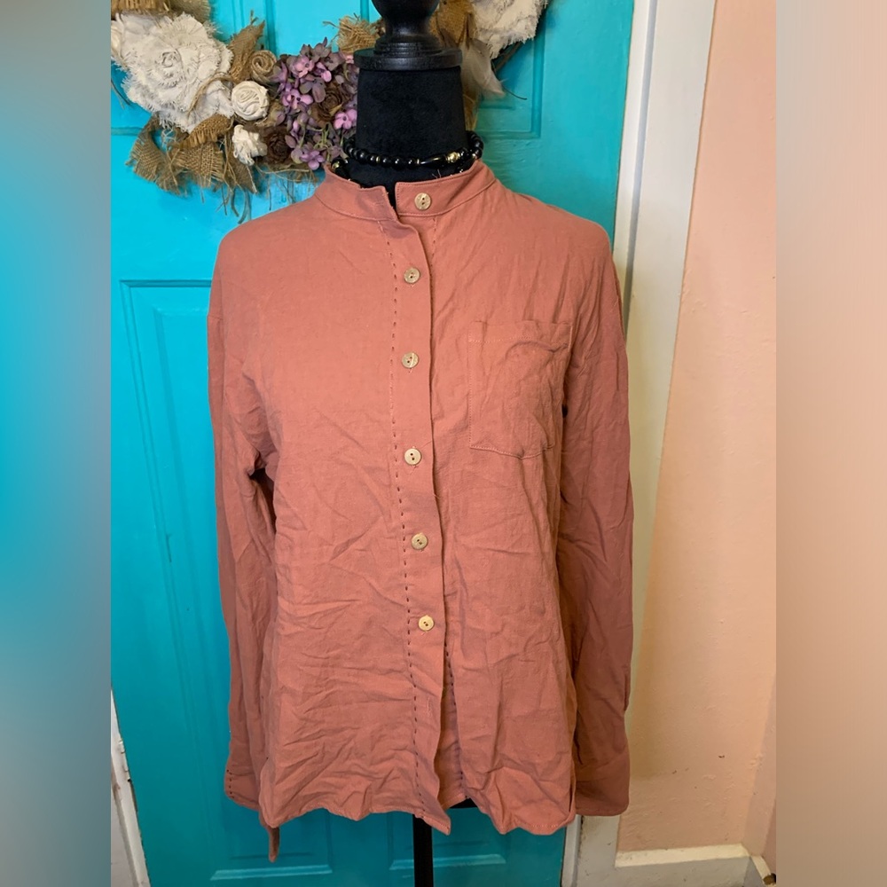 NWT Pando Grove by ROOLEE Medium Pink Long Sleeve Button Down